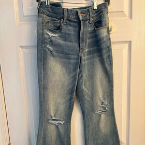 Women’s American Eagle high rise flare jeans